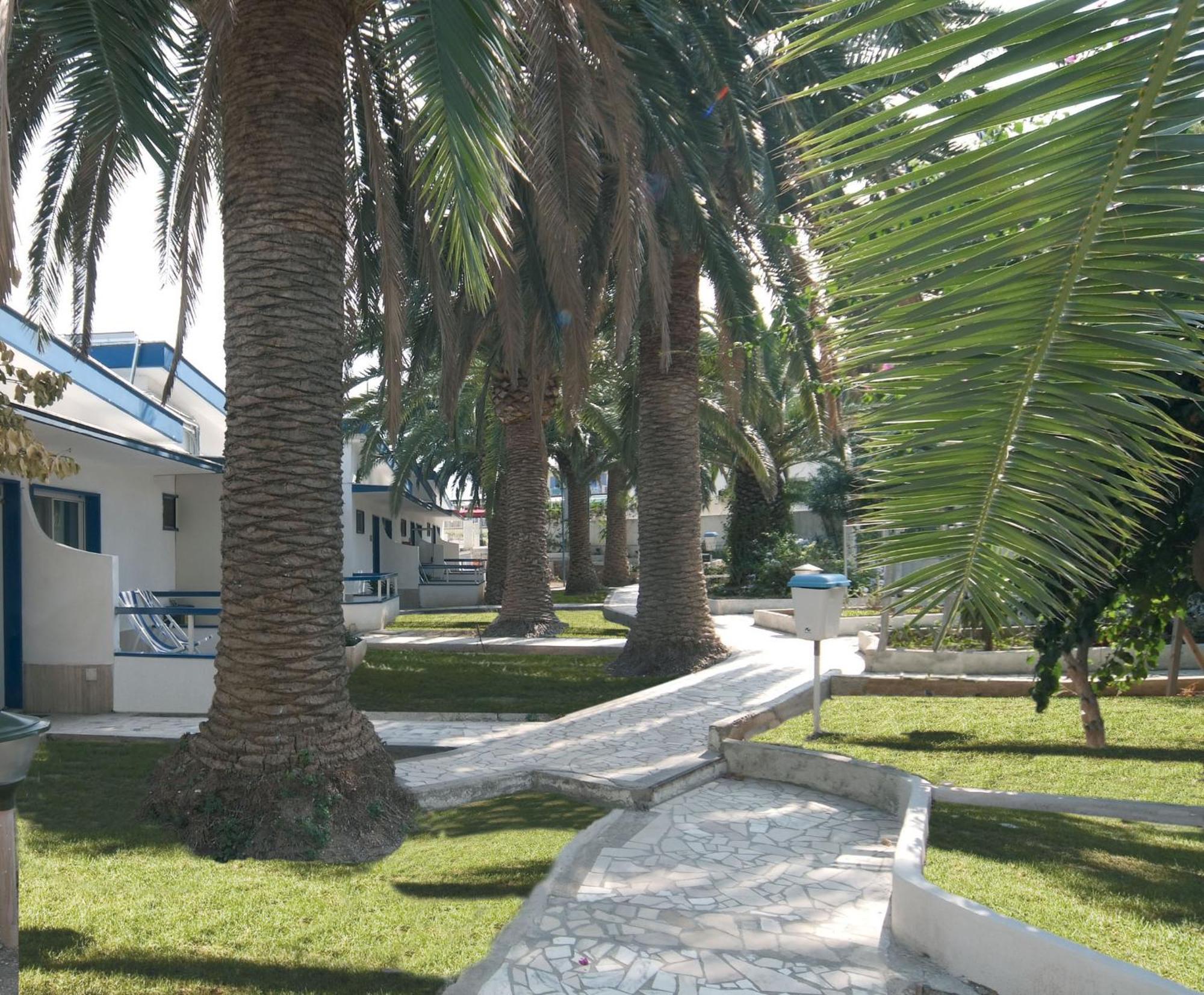 Hotel Gabbiano San Domino Exterior photo